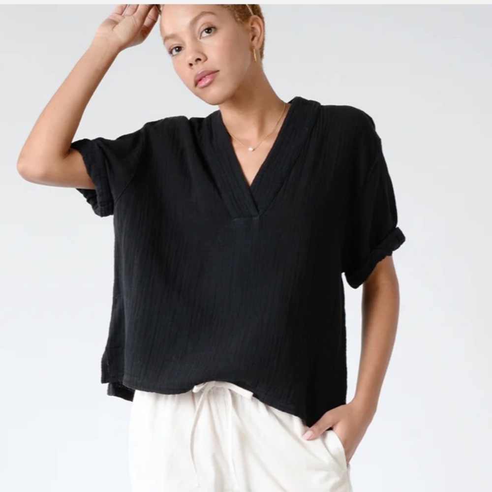 XIRENA Avery top black